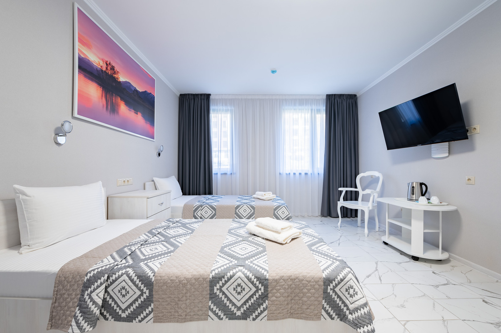 Номер на пятерых