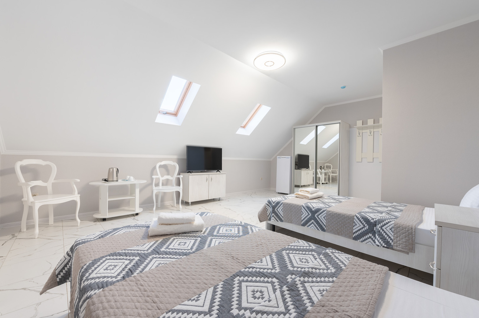 Полулюкс | мансарда