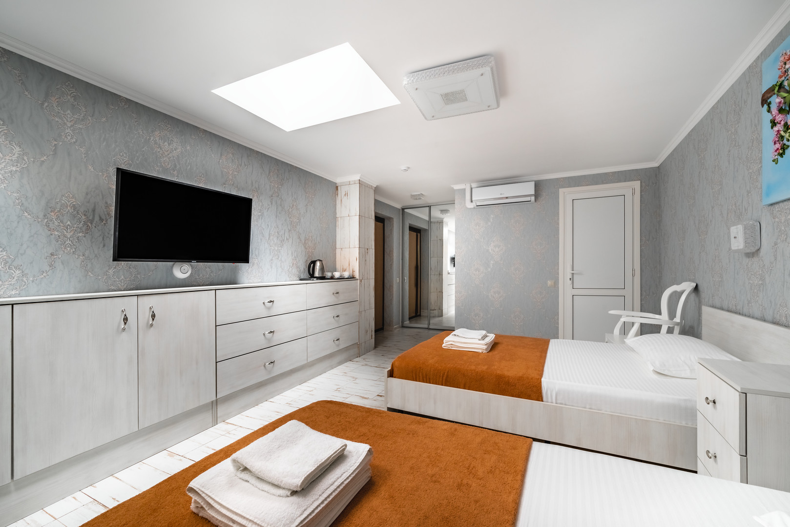 Семейный двухкомнатный